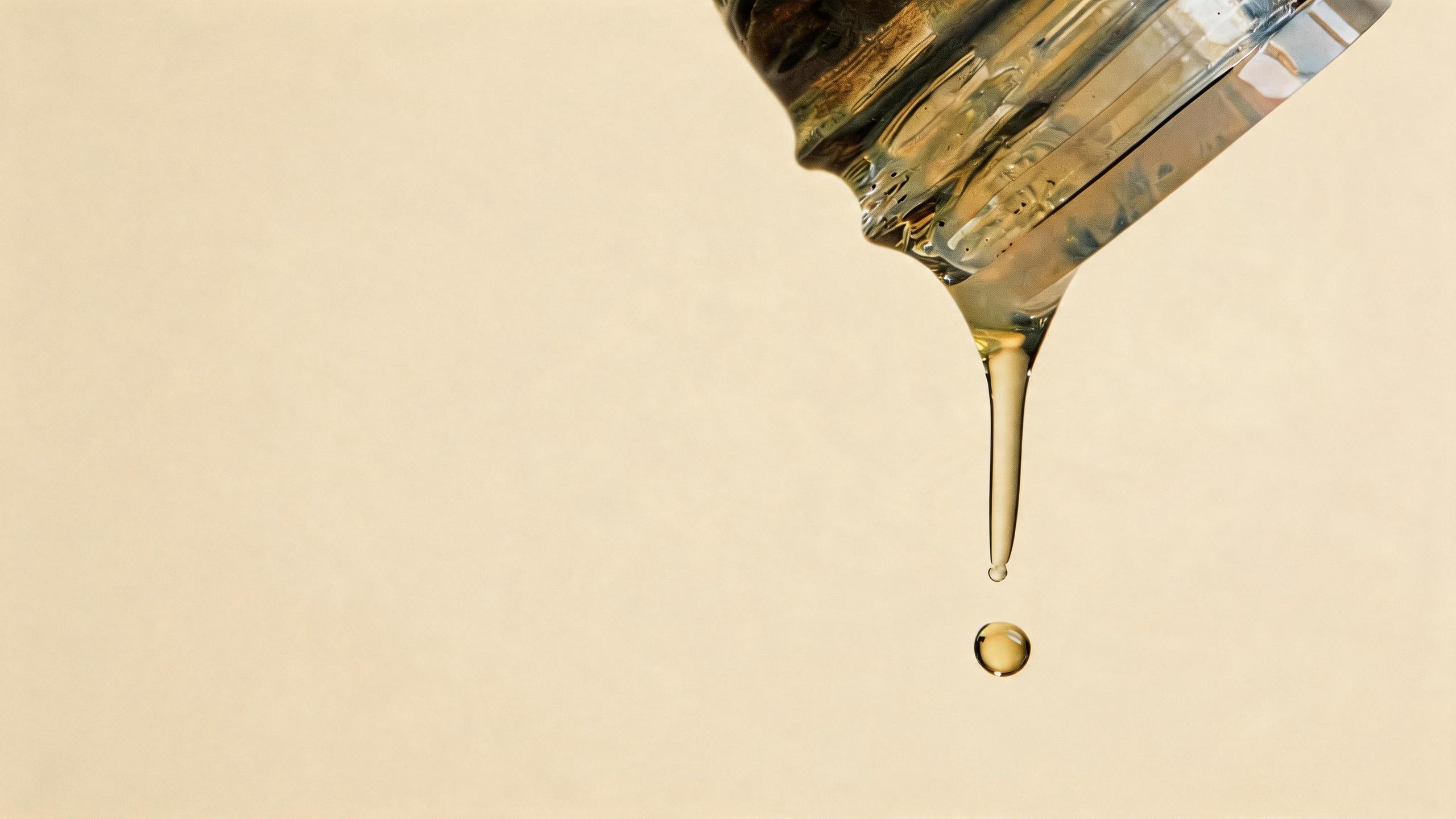 100% Pure Essential Oil